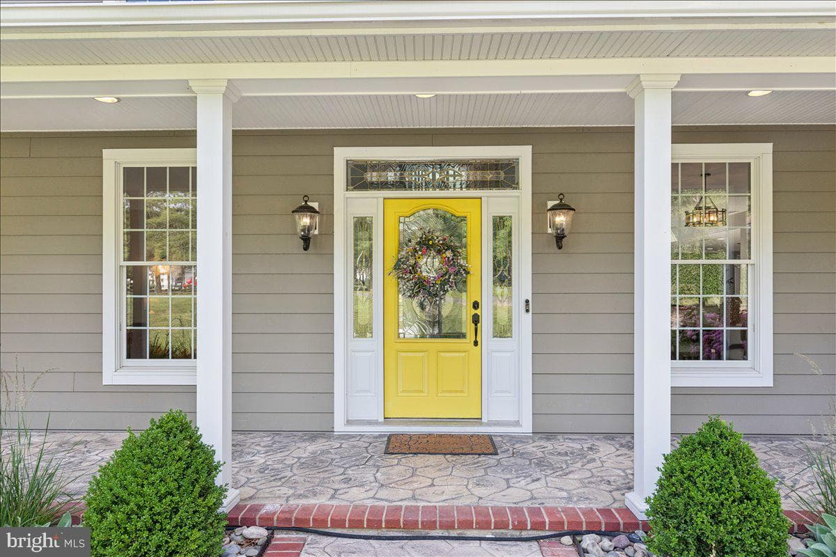 102 Little Neck Road photo 68