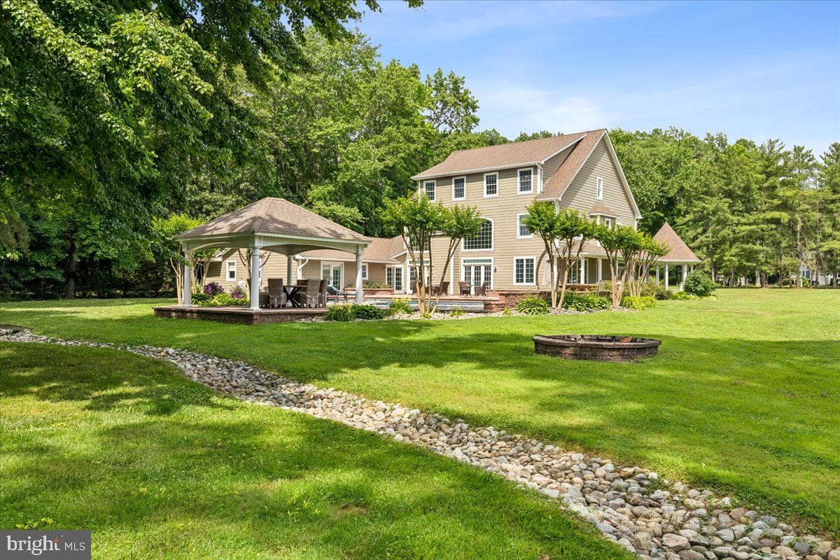 102 Little Neck Road photo 69
