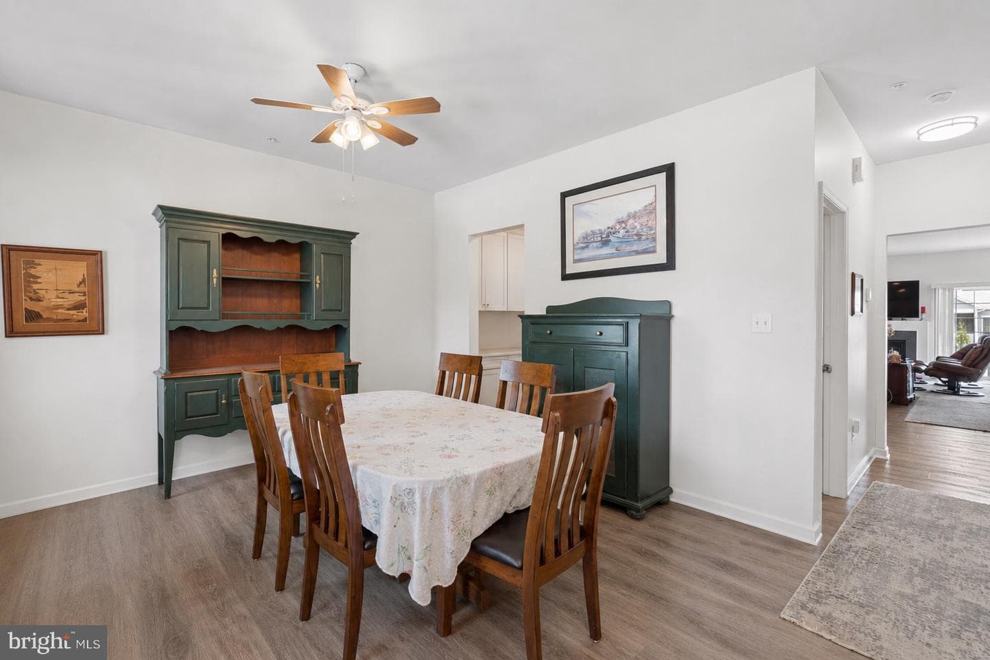 128 Allison Jane Drive photo 4