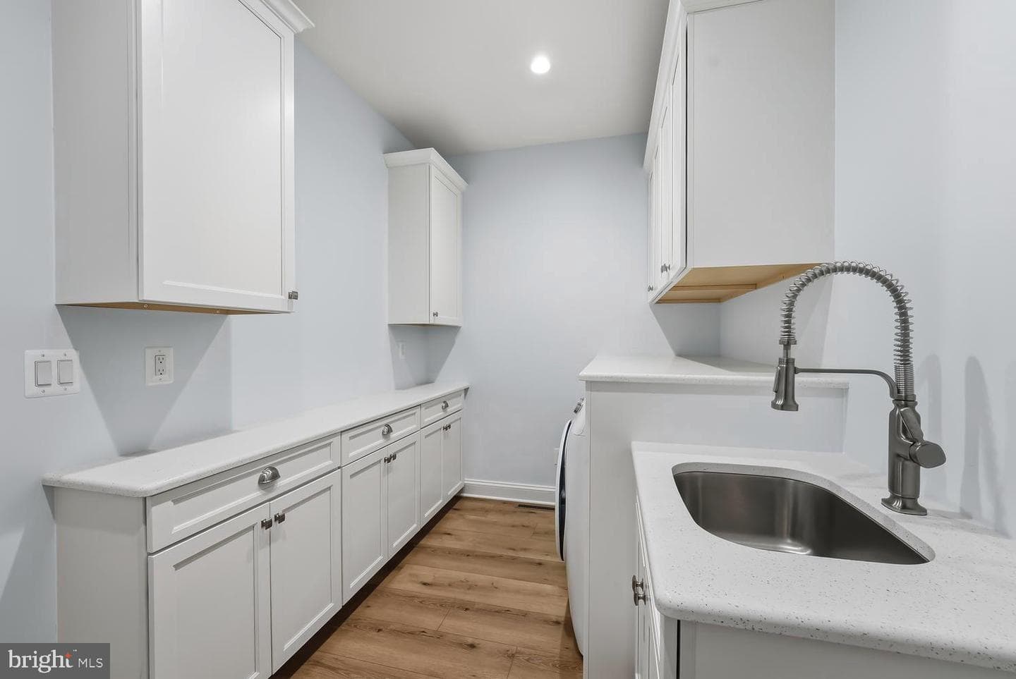 205 River Road photo 45