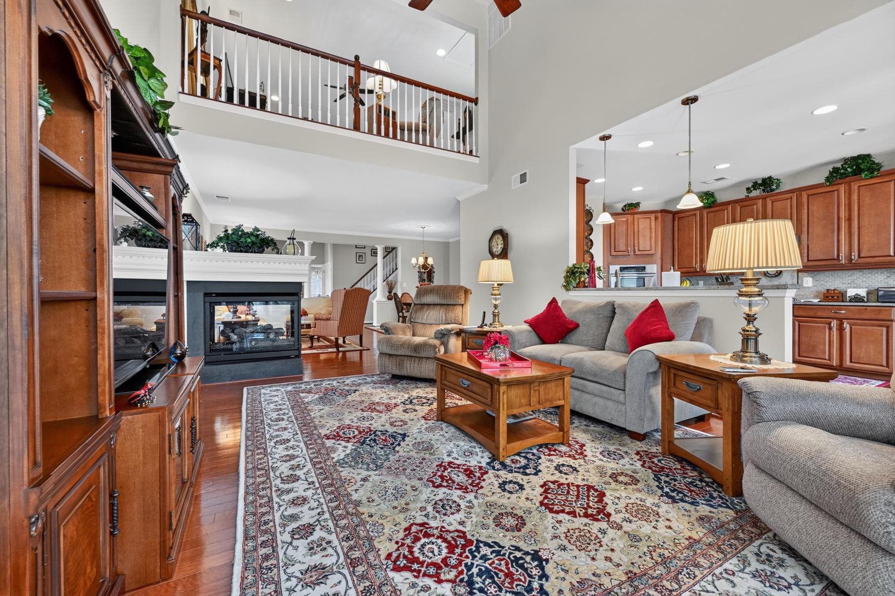 510 Symphony Way photo 12