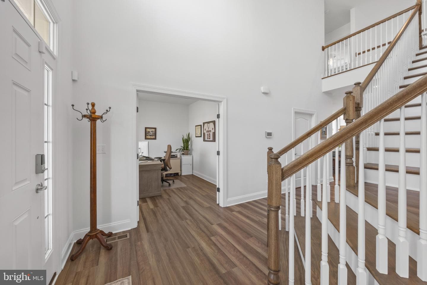 143 Thicket Court photo 4