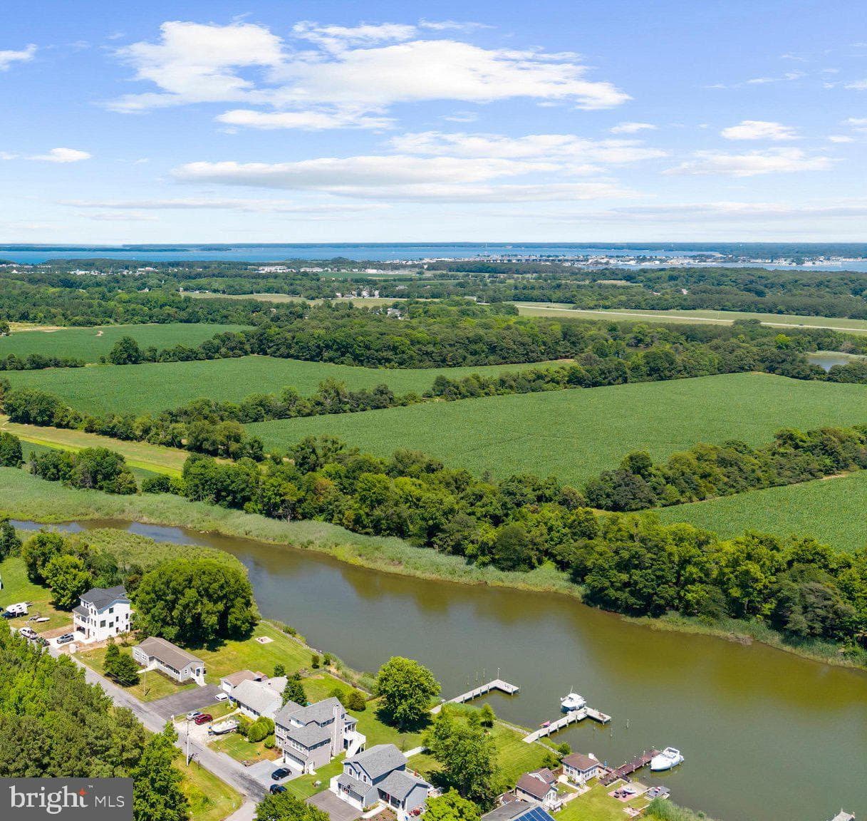 205 Riverside Drive photo 36