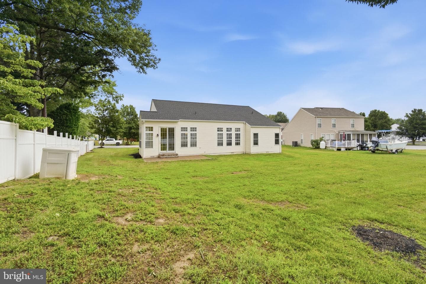114 Edenderry Avenue photo 37