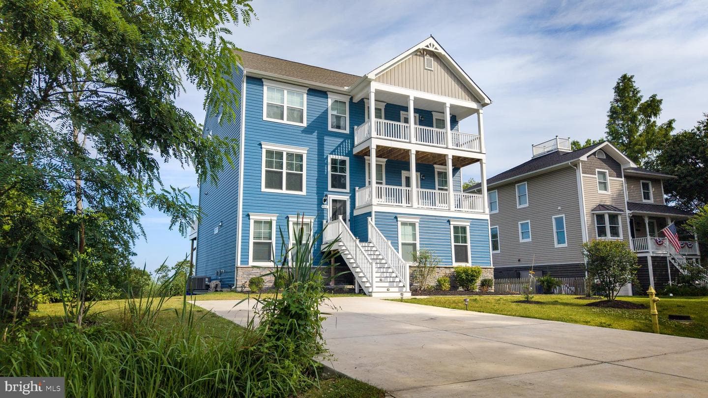 410 Wallman Way photo 13