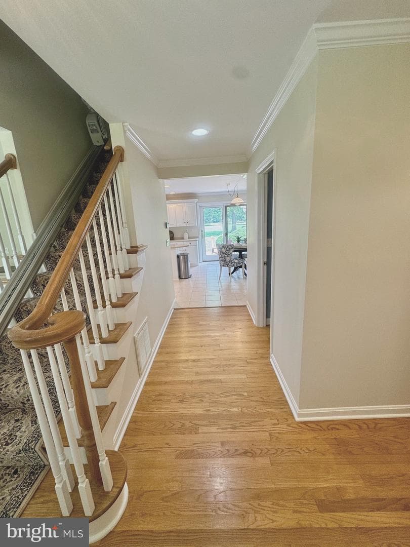 116 Prospect Bay Drive W photo 53