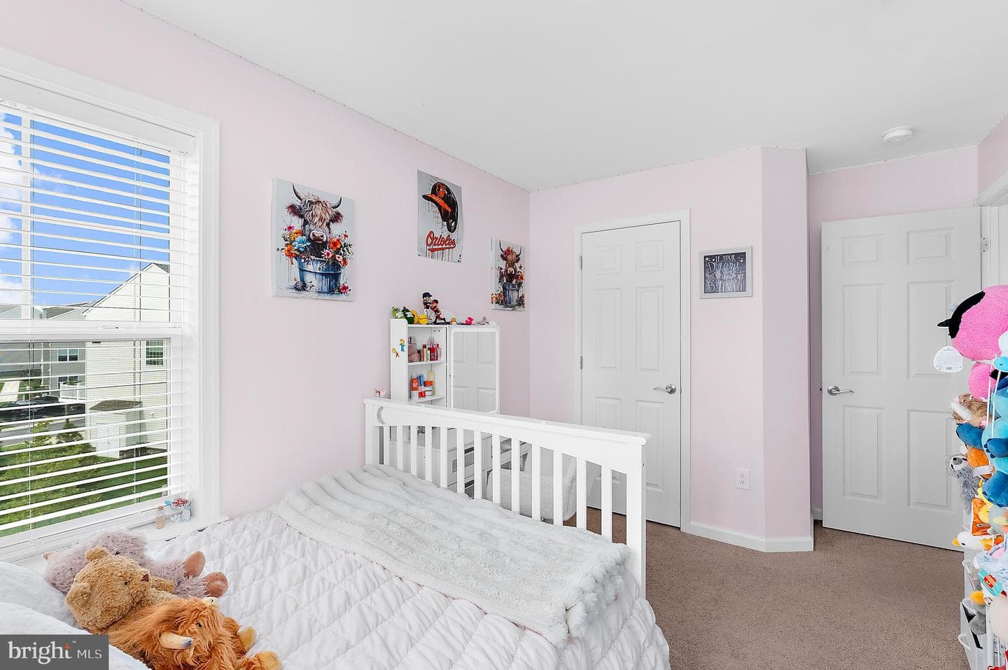 102 Sophie Lane photo 25