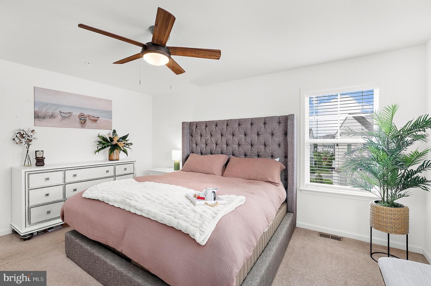 102 Sophie Lane photo 31