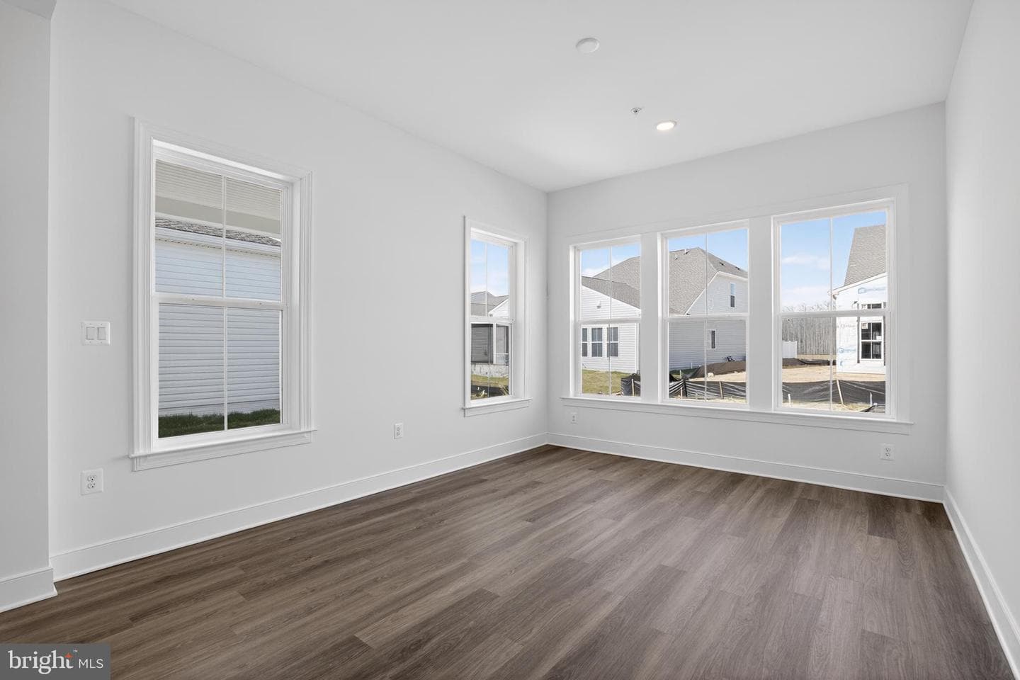 532 Warbler Way photo 10