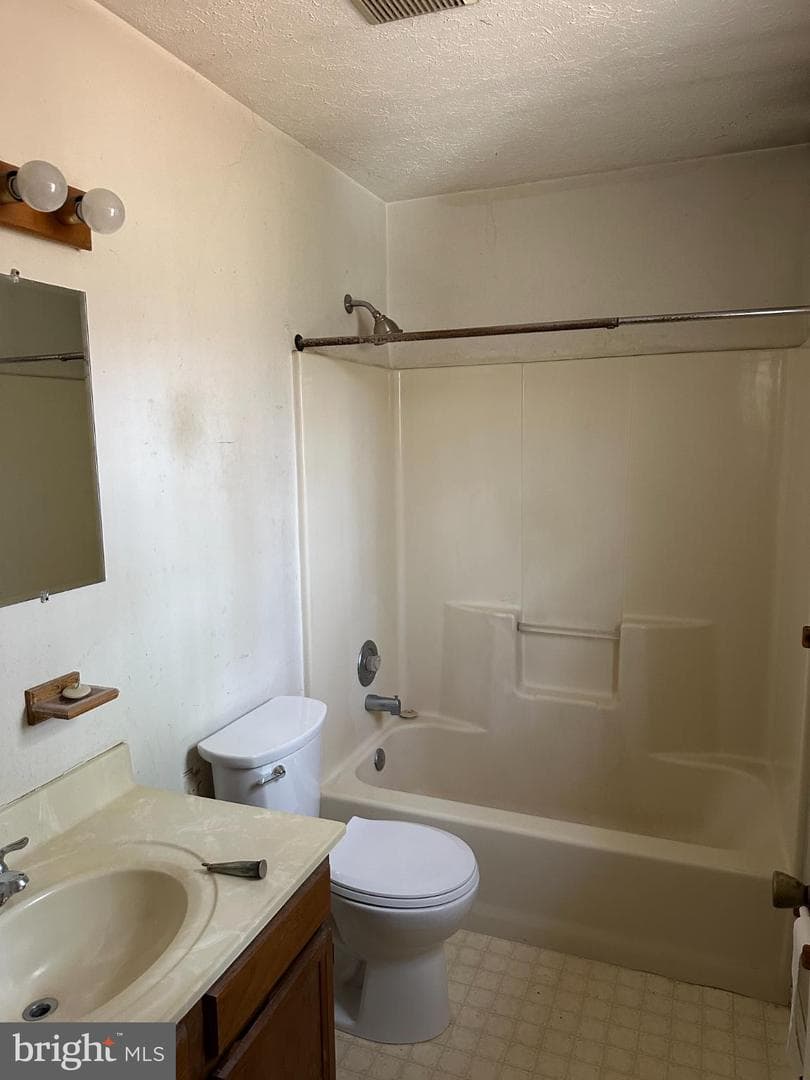 39494 Jarrell Drive photo 8