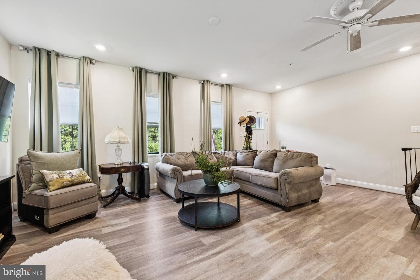 45429 Englewood Way photo 7