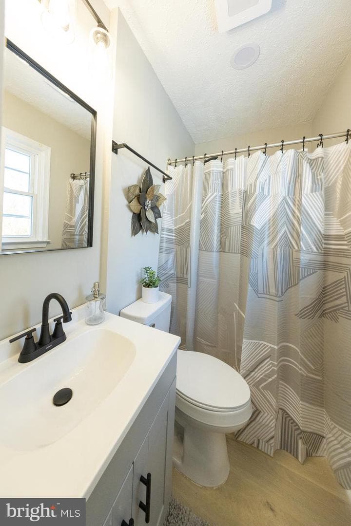 45756 Sayre Drive photo 22
