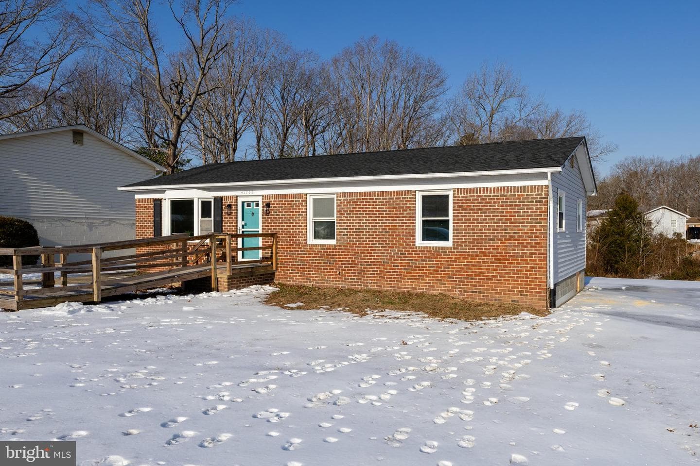 45756 Sayre Drive photo 29