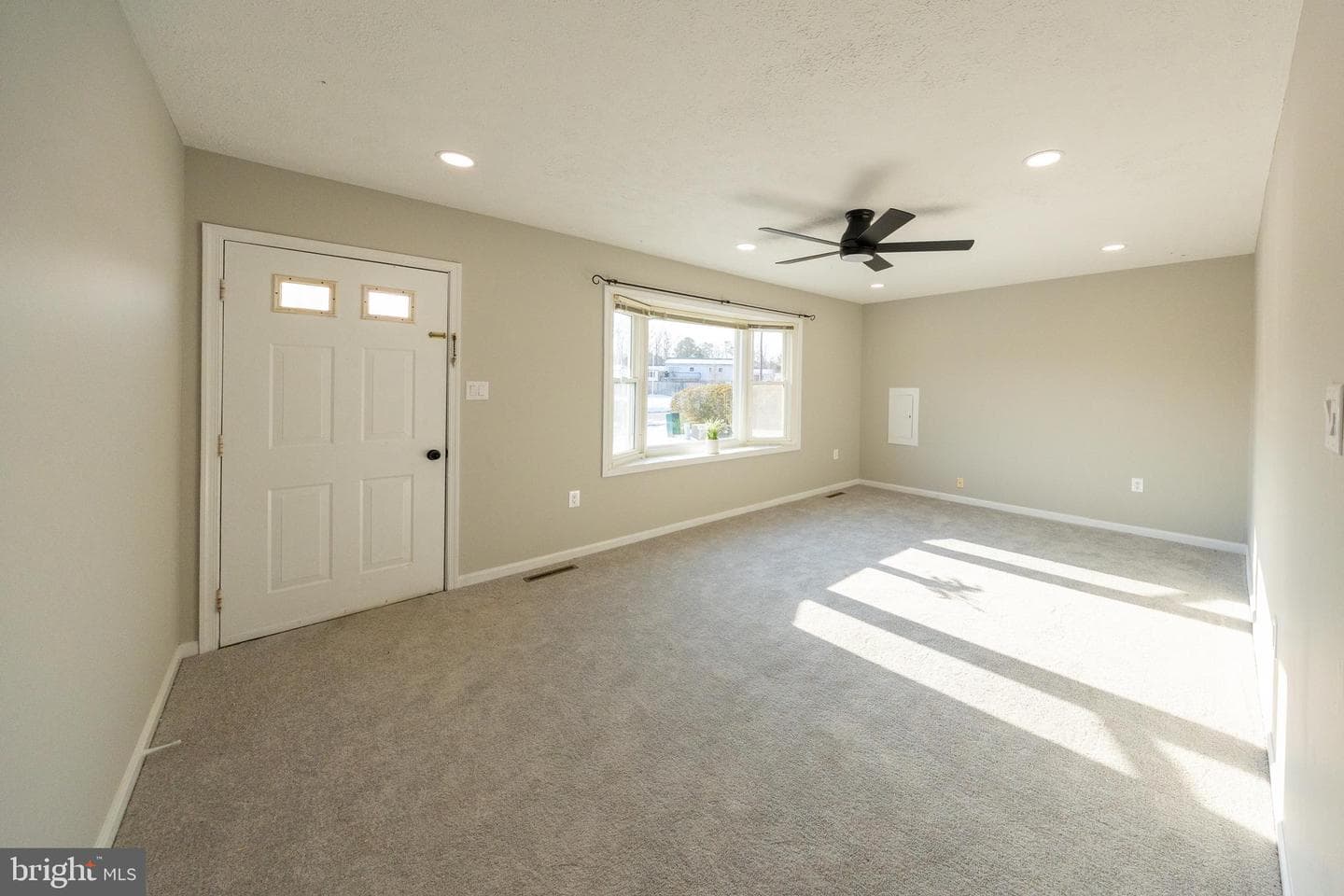 45756 Sayre Drive photo 3