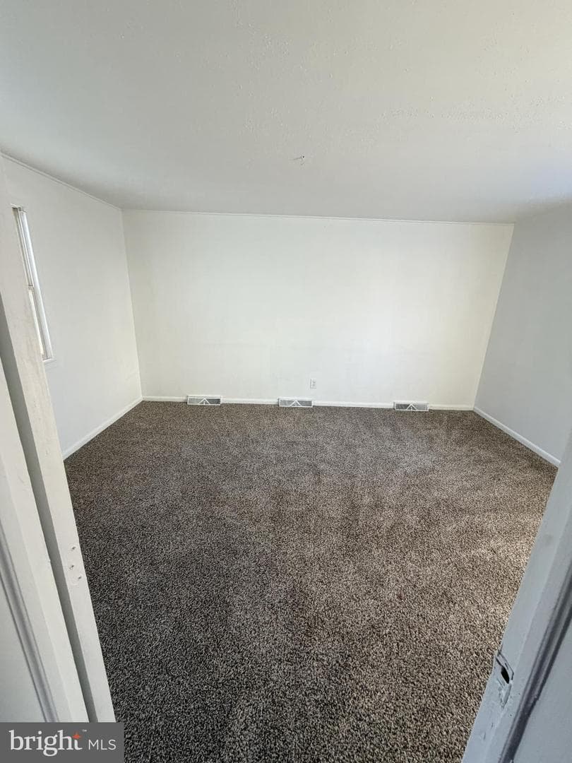 46627 Yorktown Road photo 17