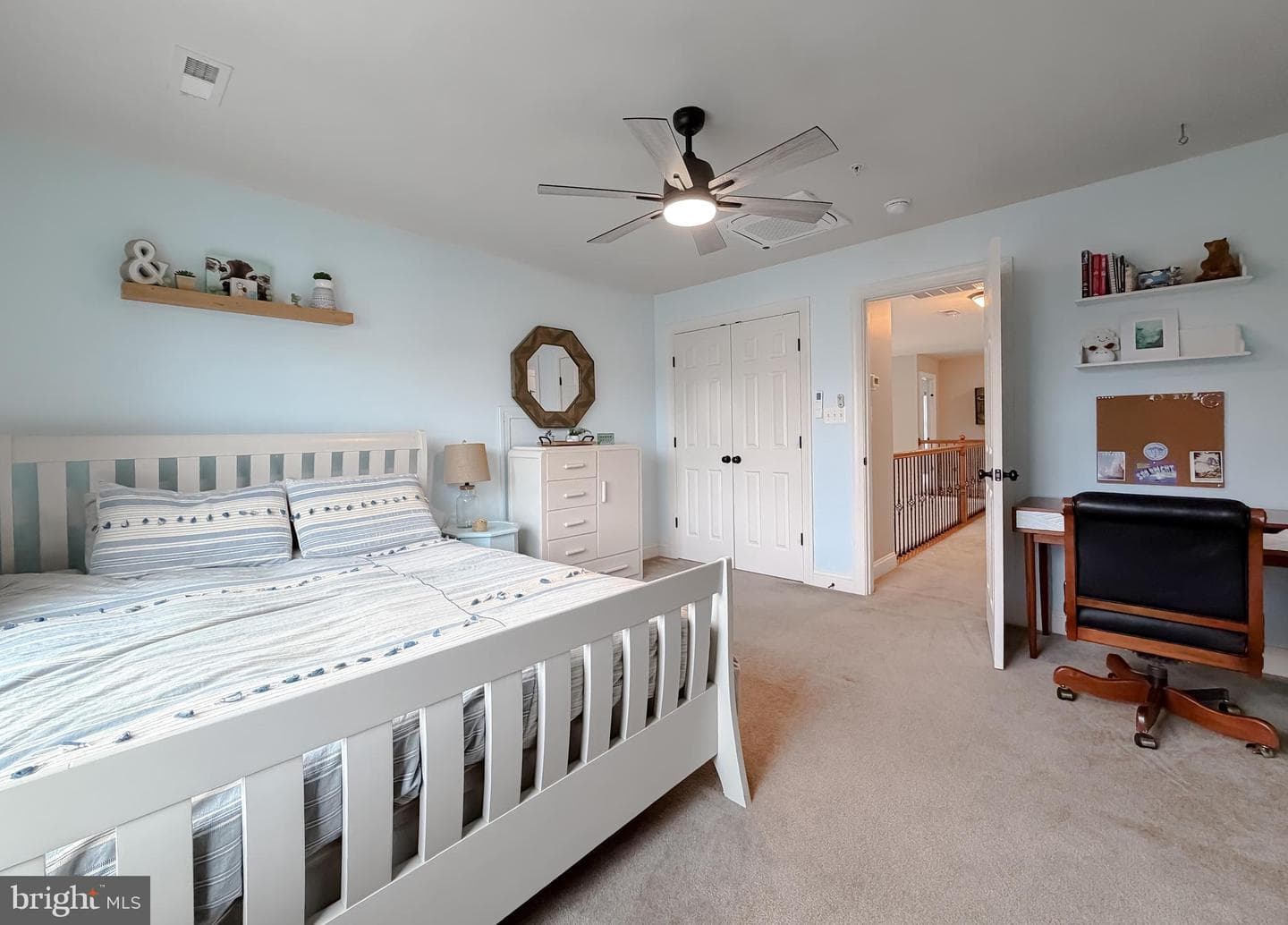 22884 Thornbury Drive photo 34