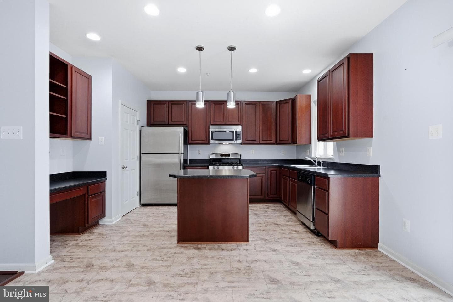 45425 Monterey Lane photo 18