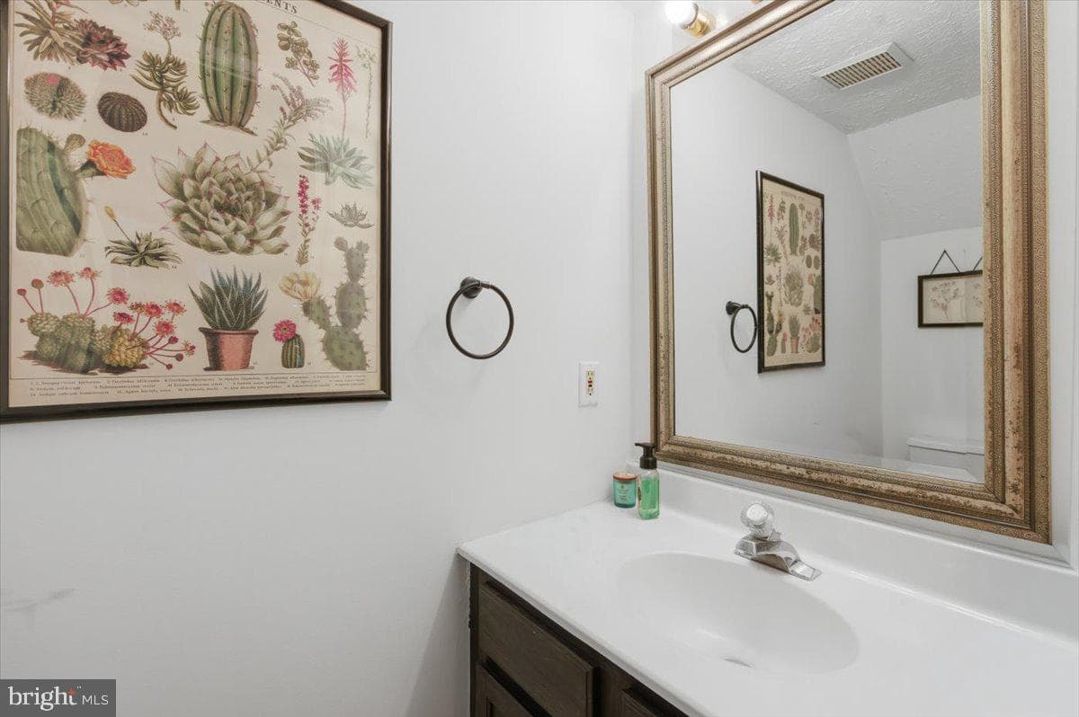 46351 Columbus Drive #207 photo 12