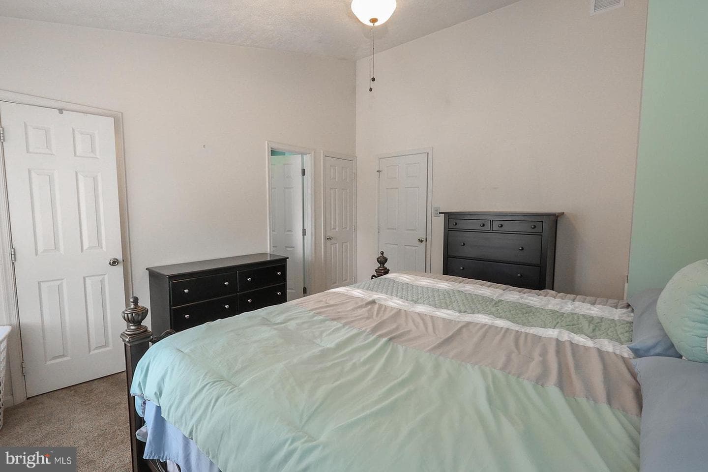22141 Saint Leonards Circle photo 27