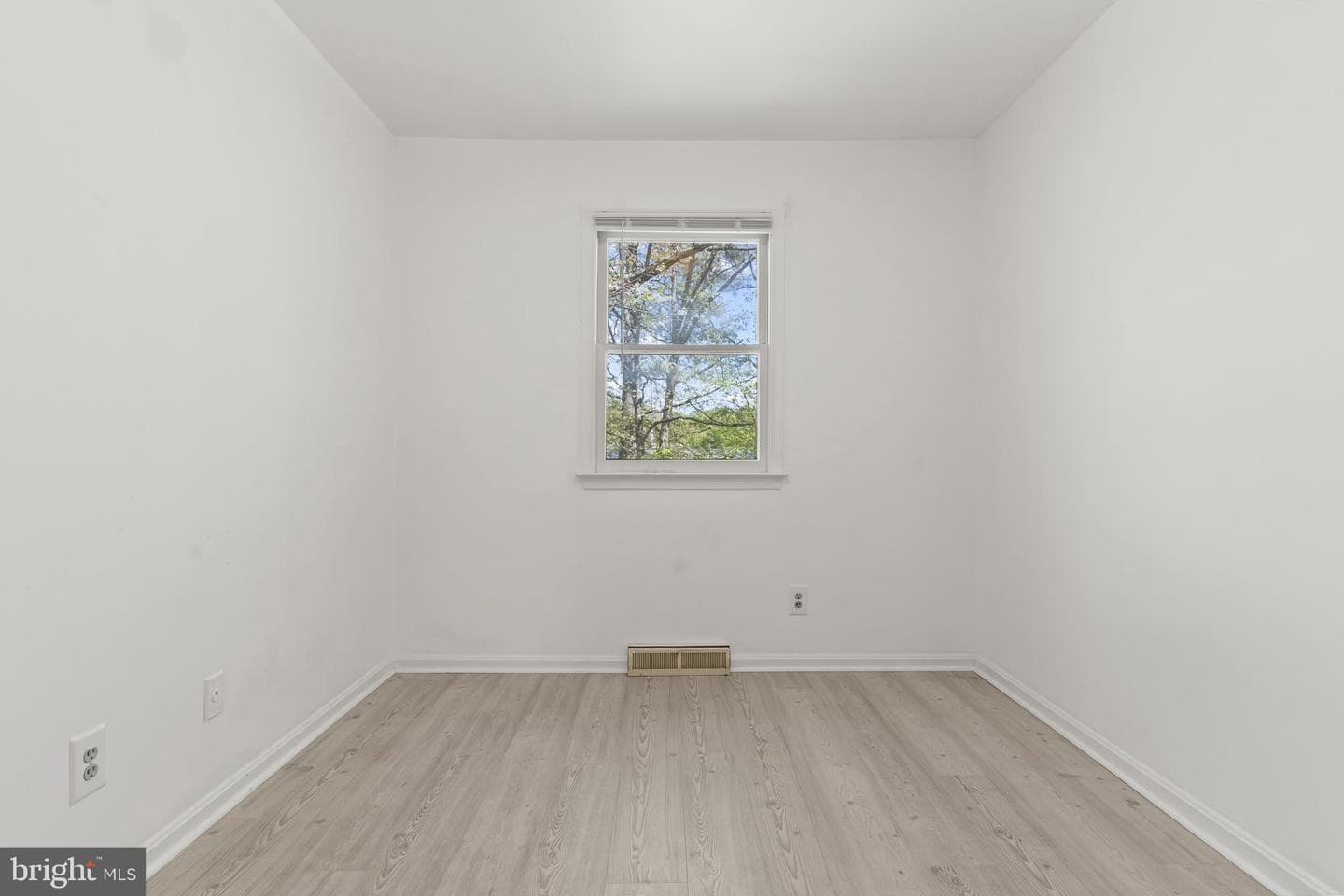 22424 Greenview Court photo 29