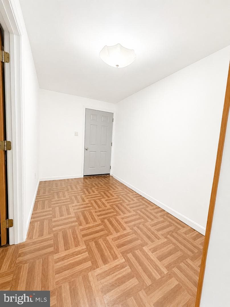 22424 Greenview Court photo 36