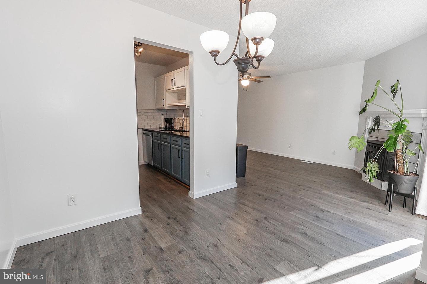 45615 Longfields Village Drive photo 12