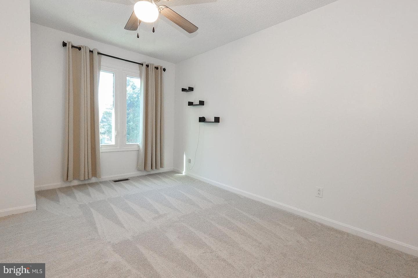 45615 Longfields Village Drive photo 26