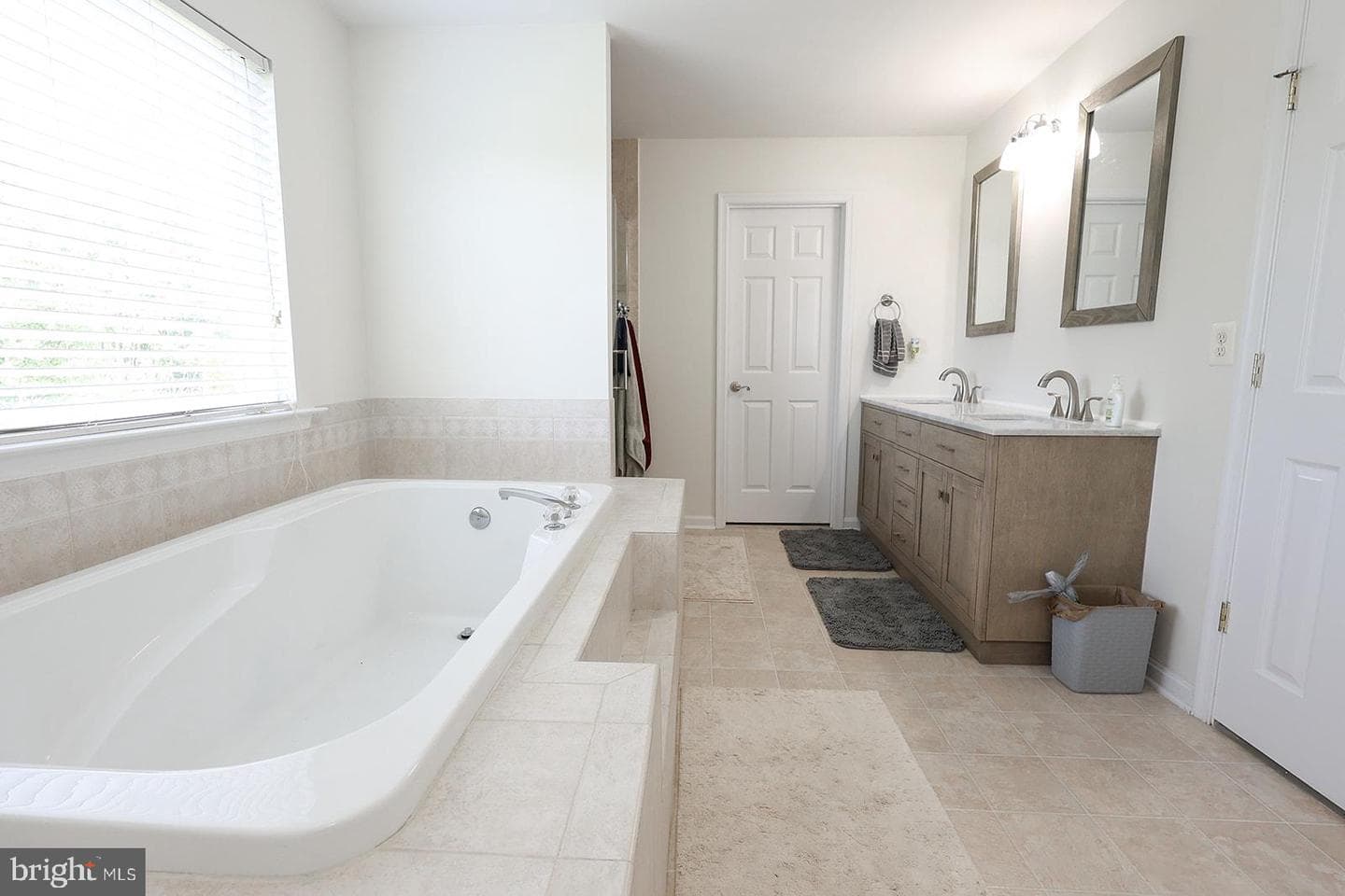 22151 Goldenrod Drive photo 29