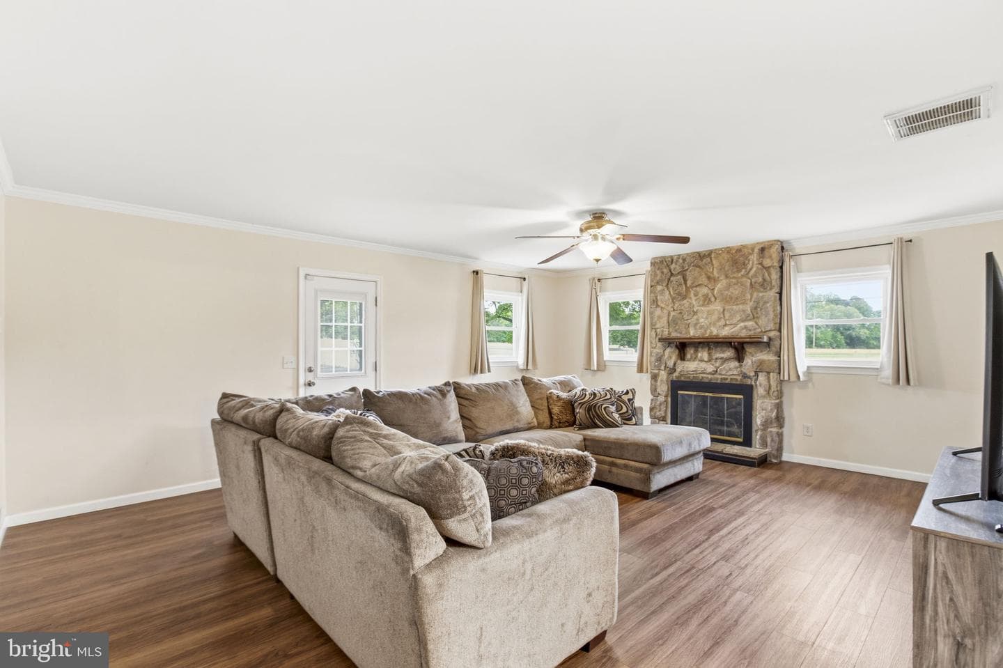 22680 Bellwood Lane photo 12