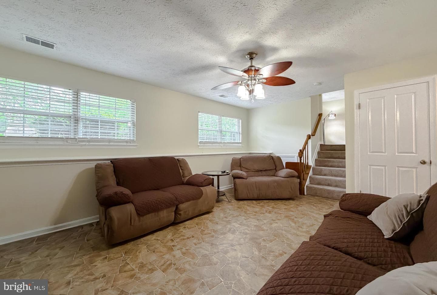 21293 Scarborough Drive photo 6
