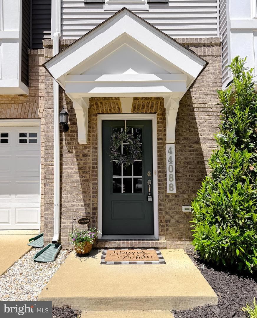 44088 Eucalyptus Way photo 2