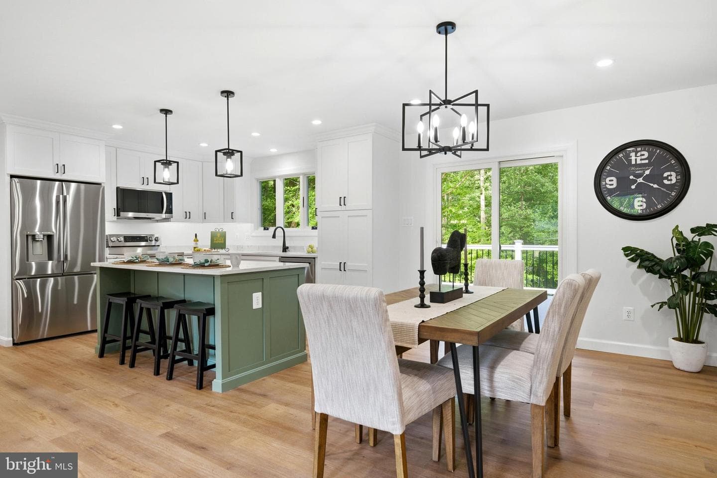 29778 Oak Road photo 3