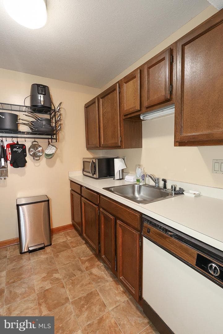 23313 Sugar Maple Court #2c photo 16