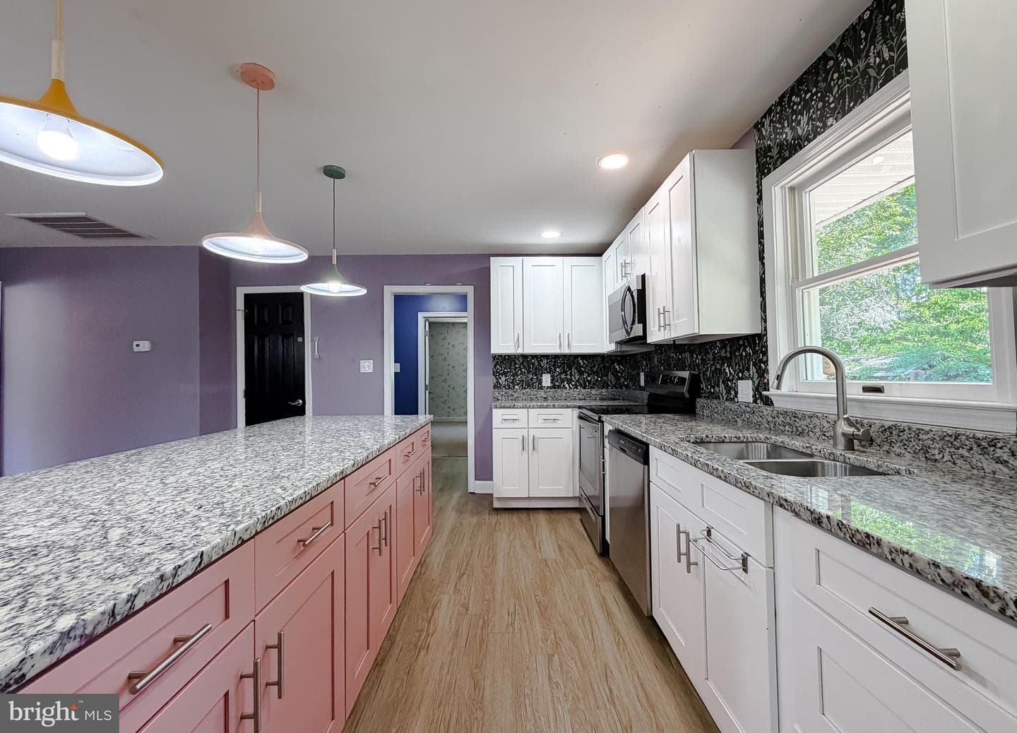 22381 Cedar Street photo 6