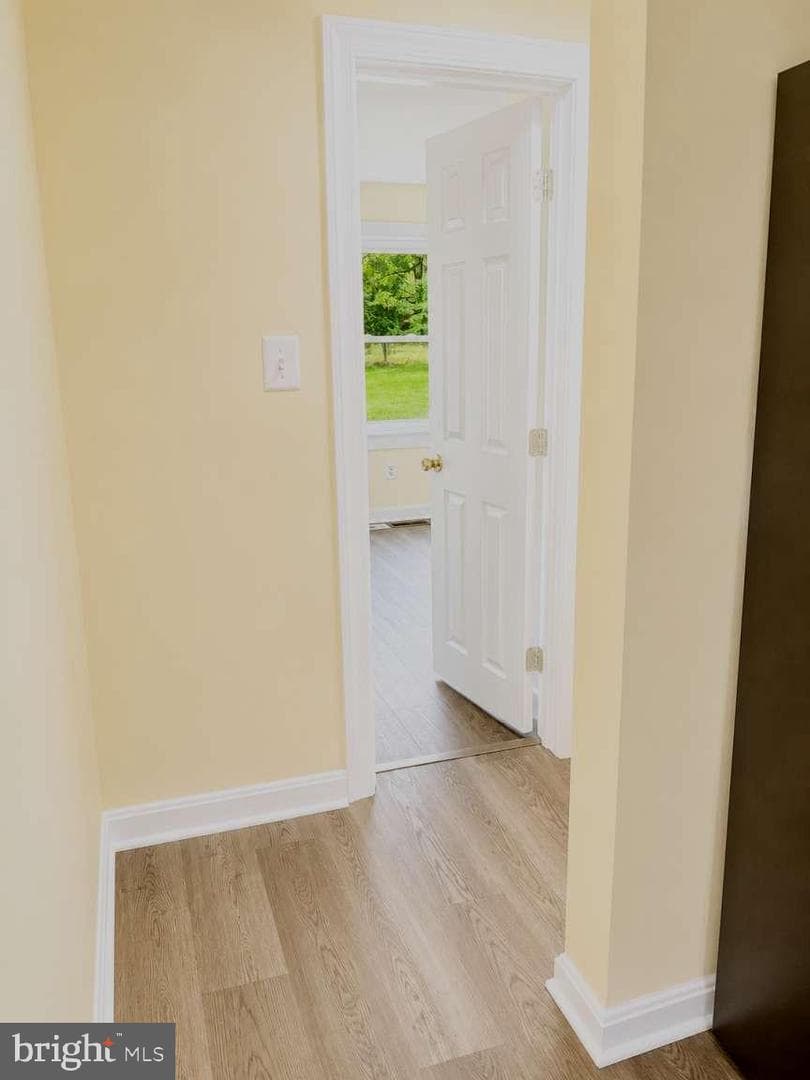 25263 Sotterley Rd photo 14