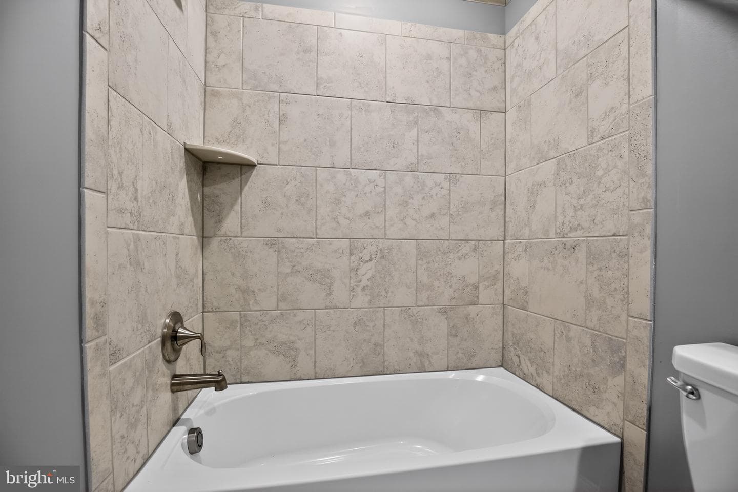 23862 Myrtle Glen Way photo 35