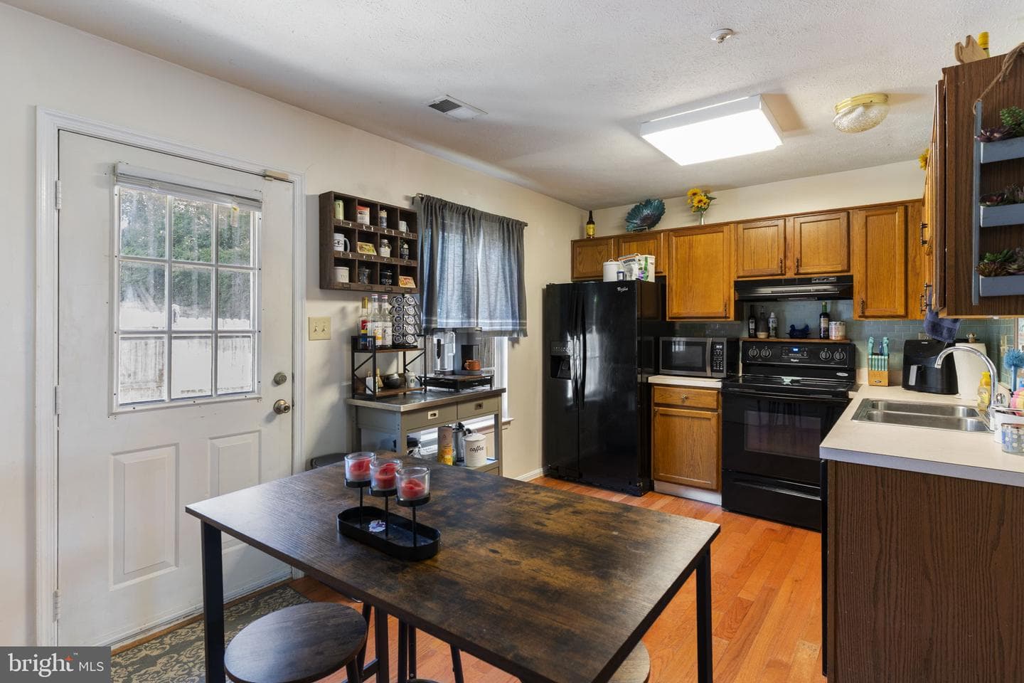 46104 Lucca Way photo 8