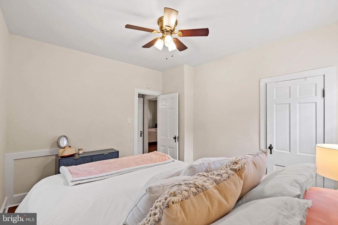 24669 Hollywood Road photo 22