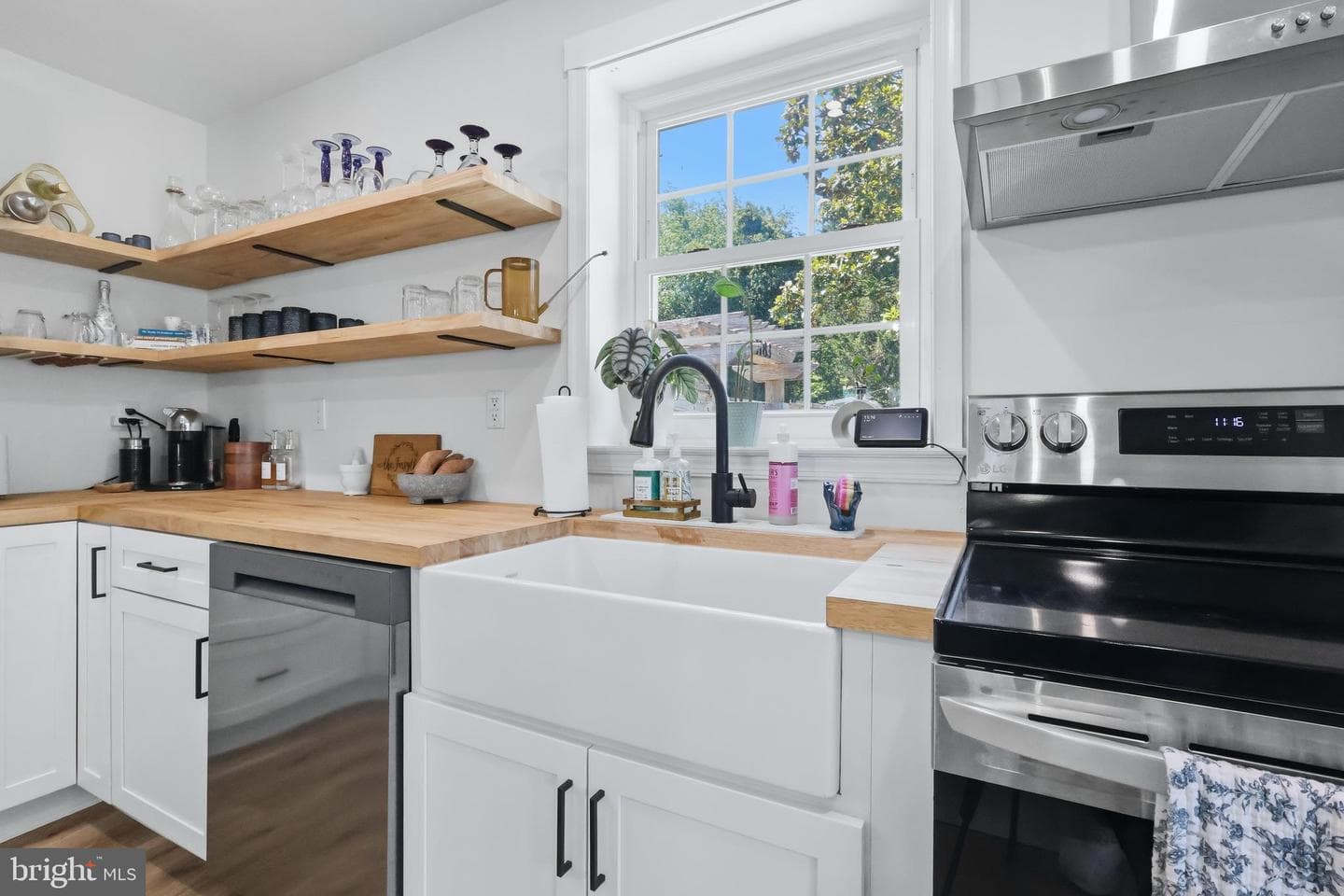 43183 Riverside Drive photo 10