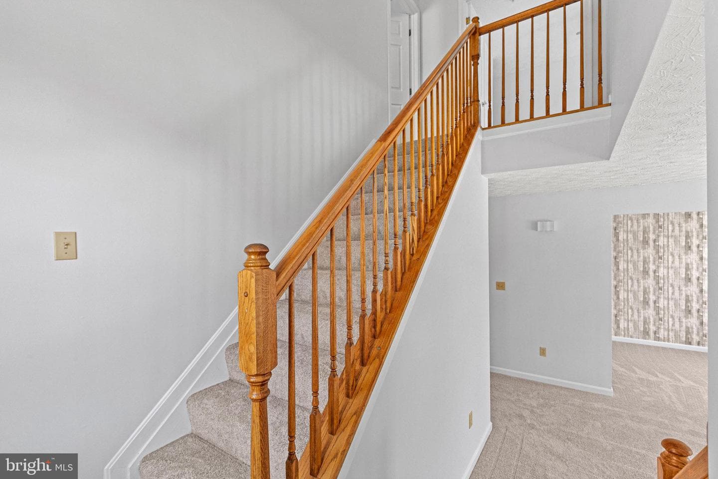 45553 Knockeyon Lane photo 4
