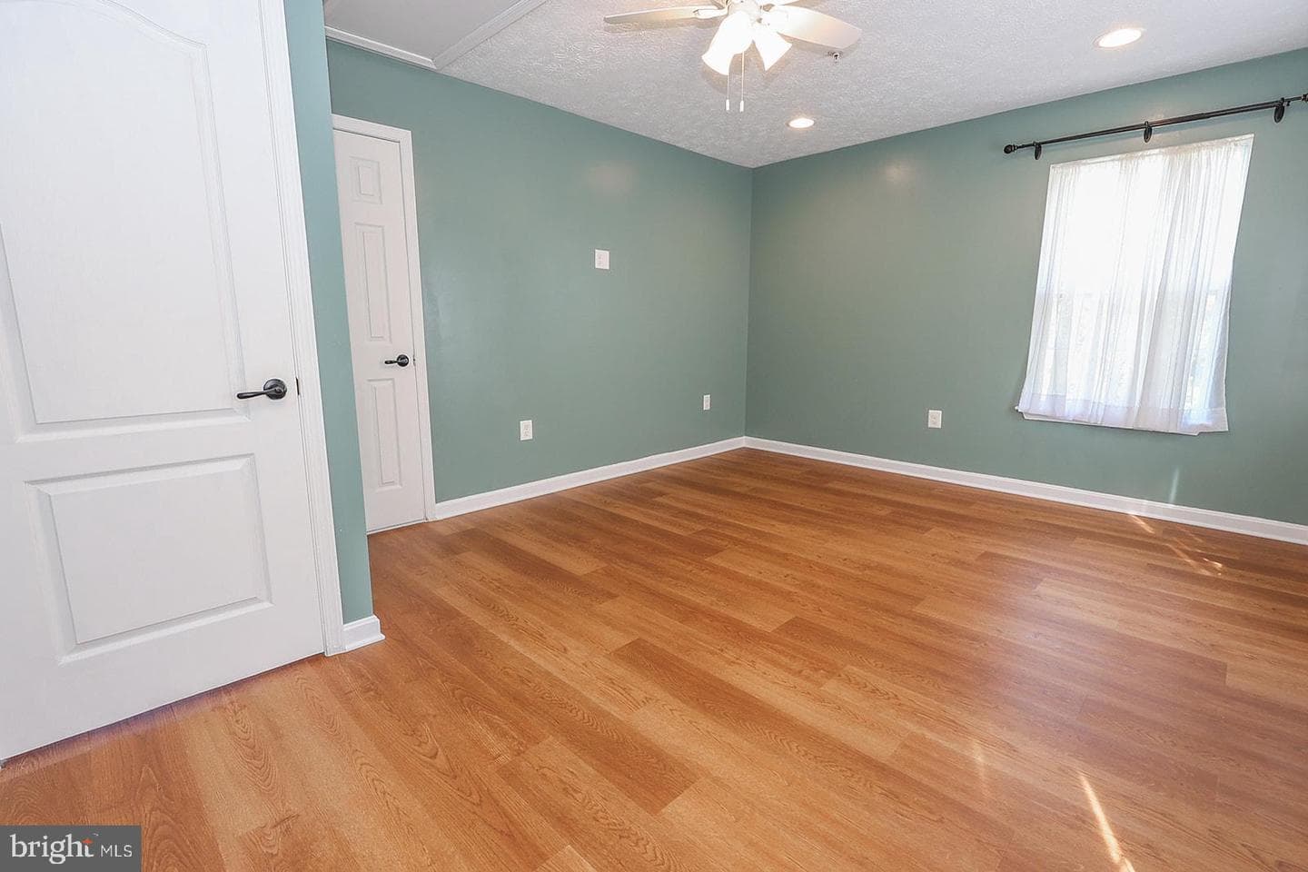 22728 Othello Lane photo 17