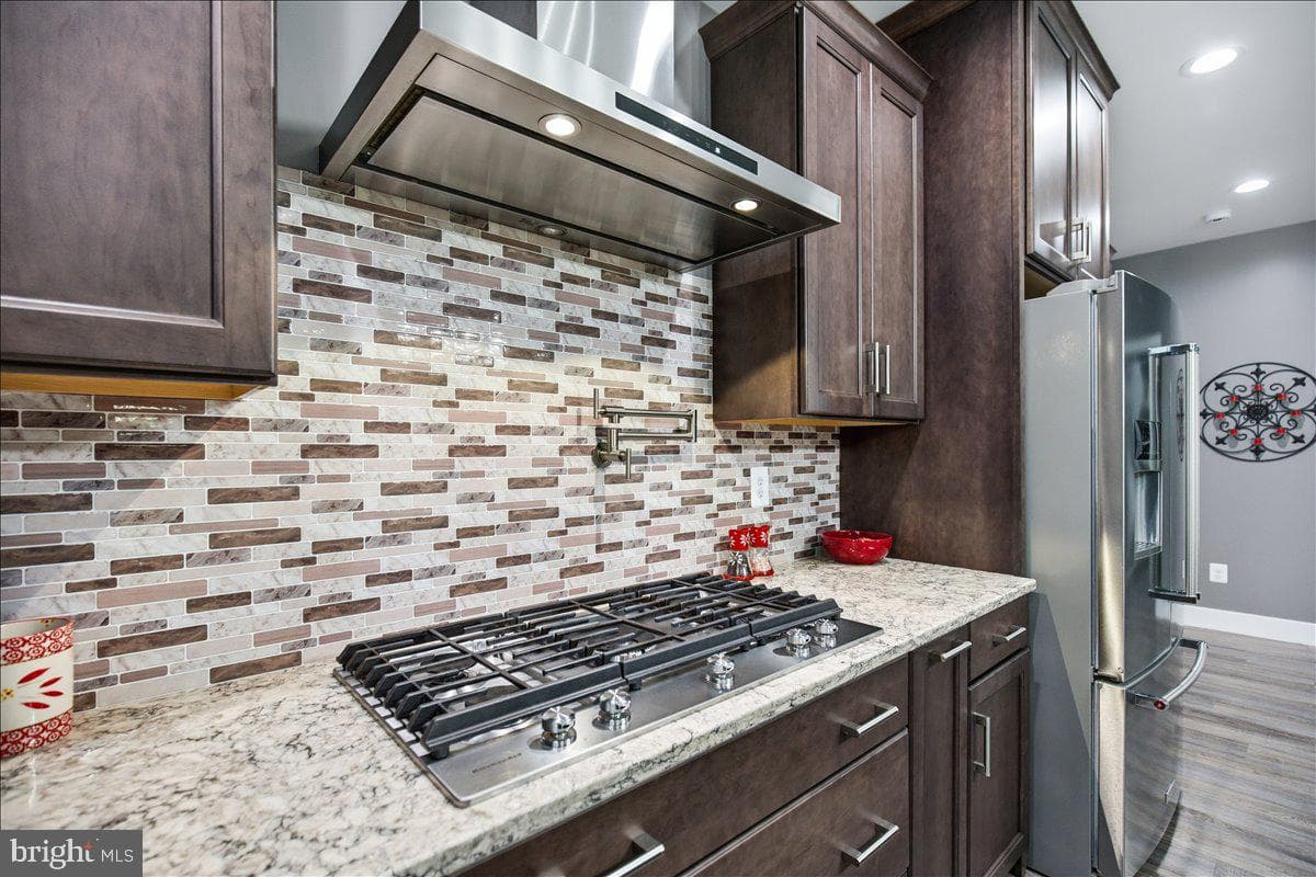 22405 Hood Lane photo 25