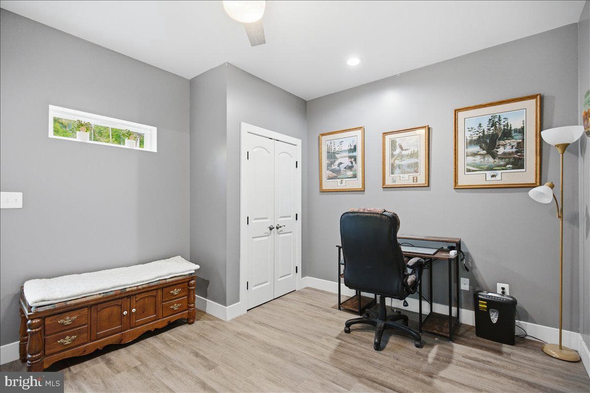22405 Hood Lane photo 54