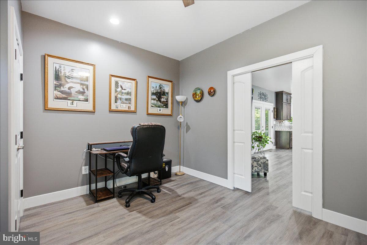 22405 Hood Lane photo 56
