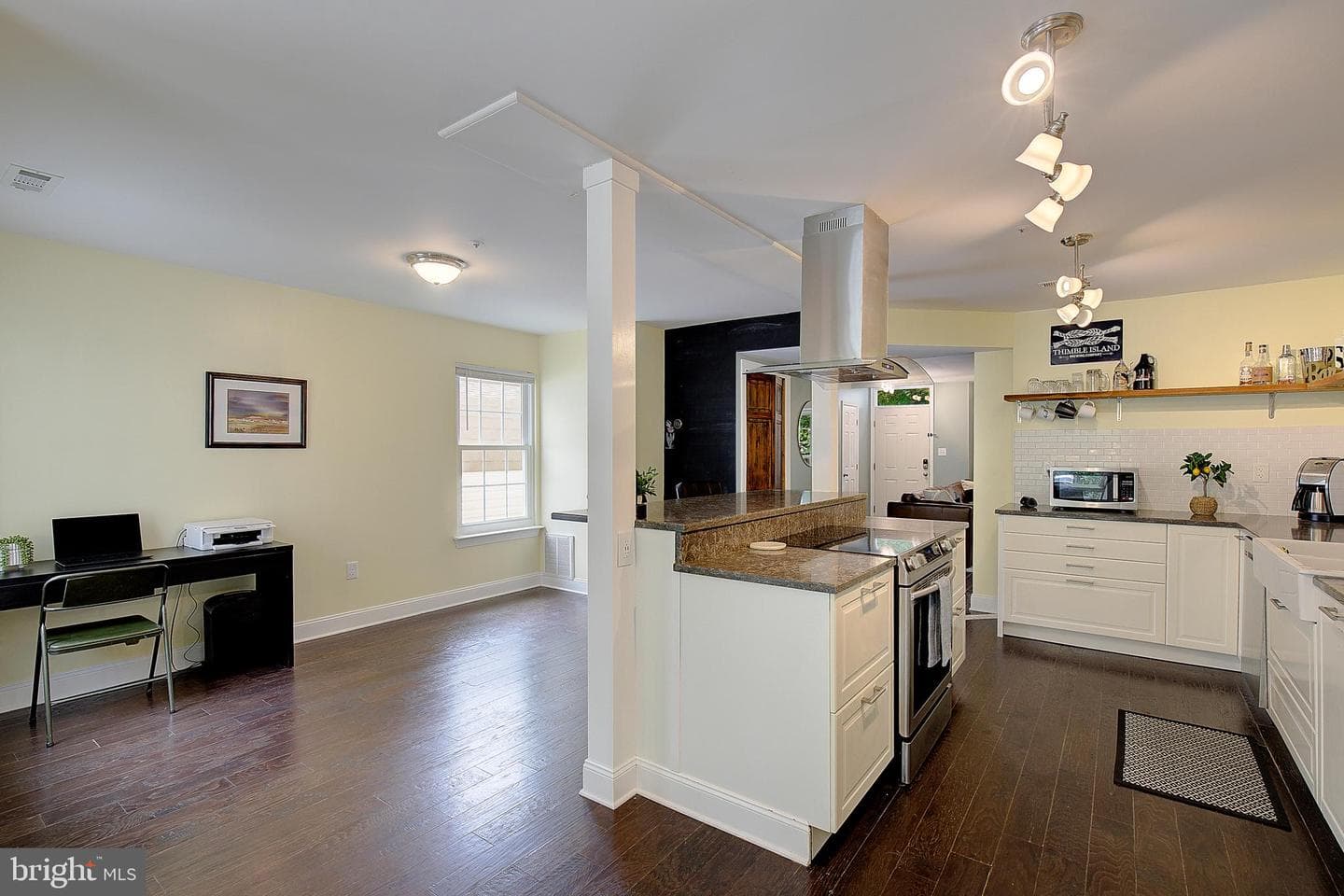 22103 Saint Michaels Circle photo 9