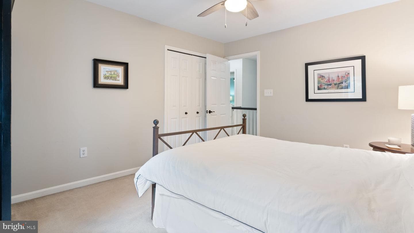 21822 Riviera Court photo 34