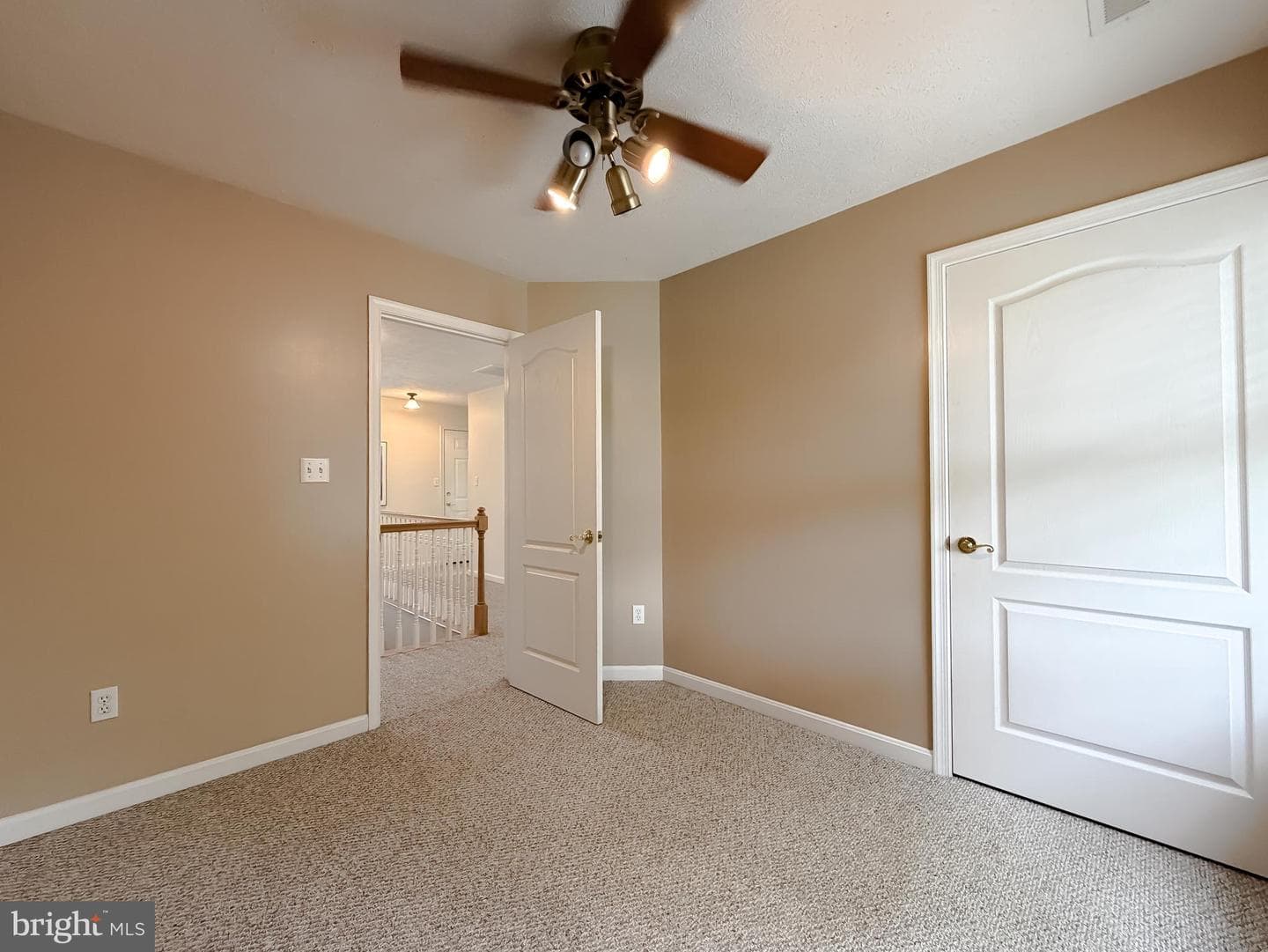 40777 Center 40 Circle photo 58