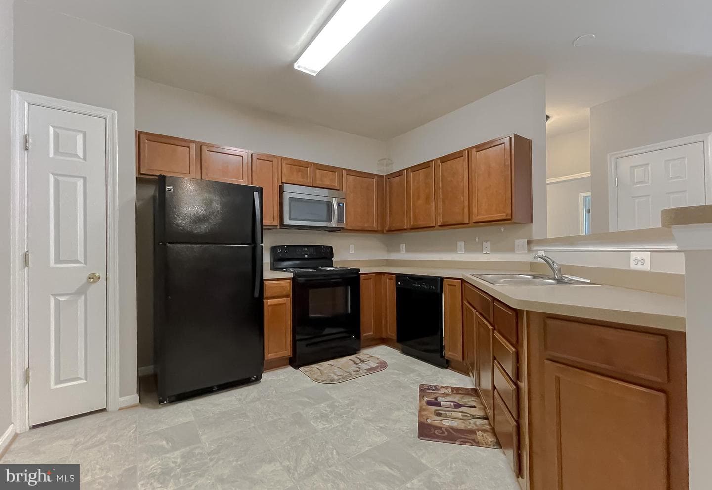 23520 F D R Blvd # 205 photo 7