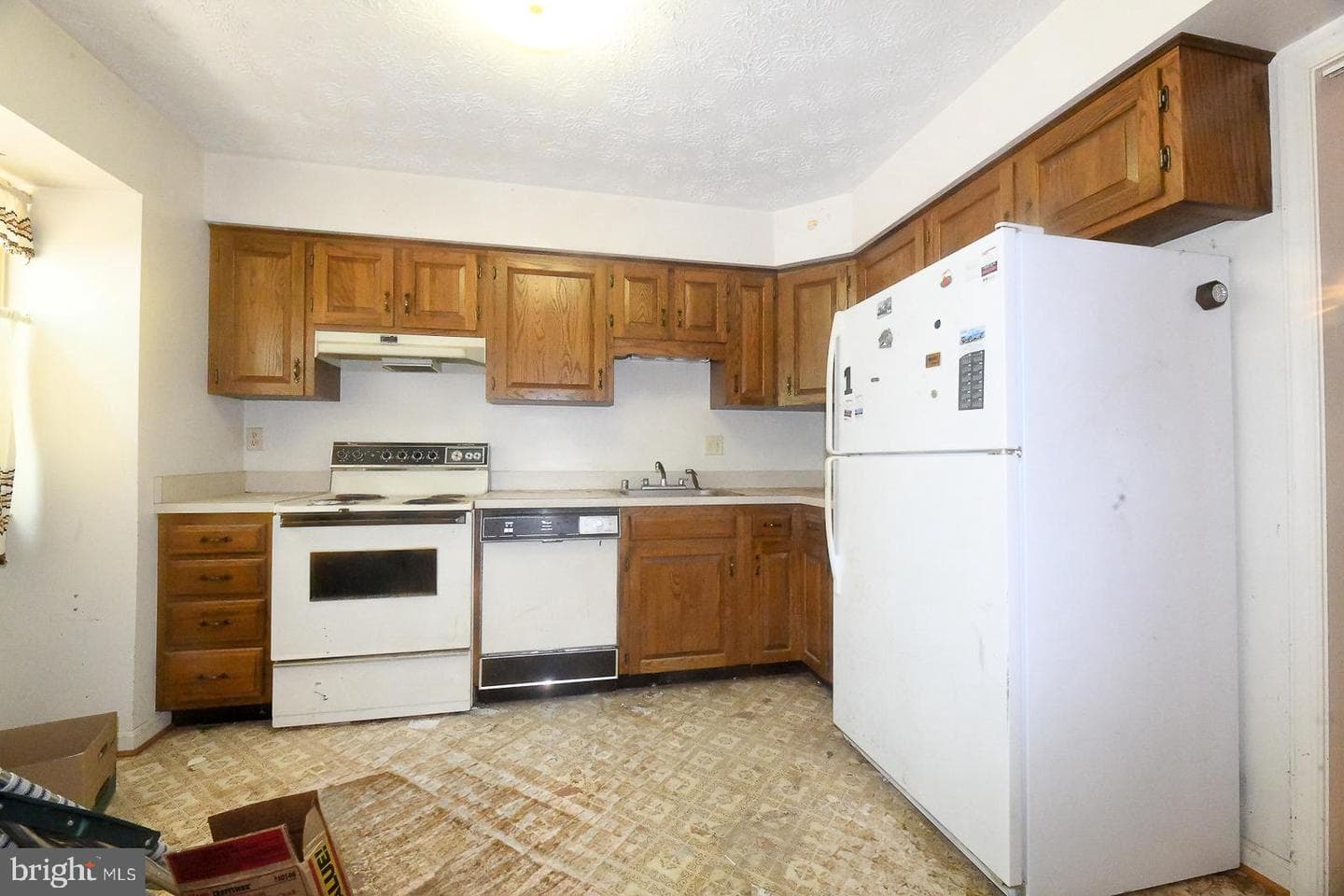 22429 Greenview Ct photo 4