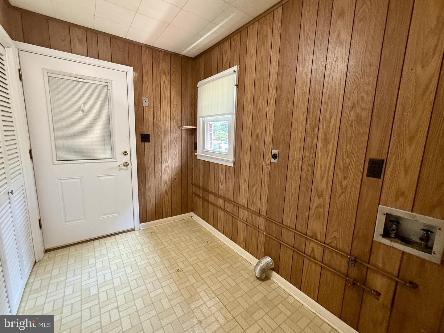22332 Cedar Street photo 17